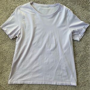 Fabletics Lilac Lily Feather Tech Short Sleeve Crewneck Tee